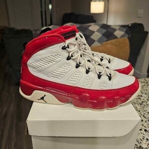 JORDAN 9 GYM RED SIZE 9.5